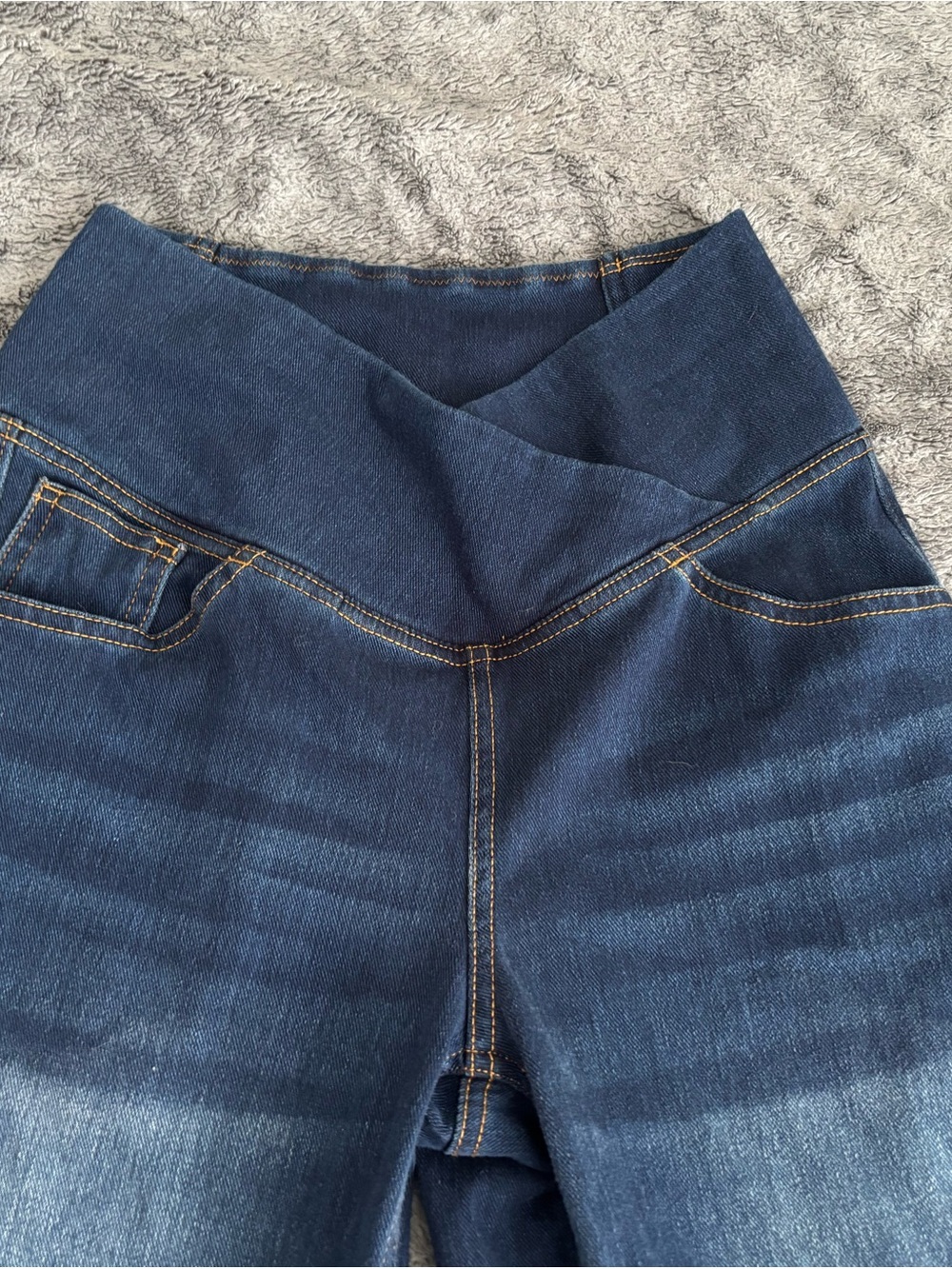 HALARA Leggings & Denim-Look Pants - Black, Dark Blue & Light Blue - Picture 5 of 10